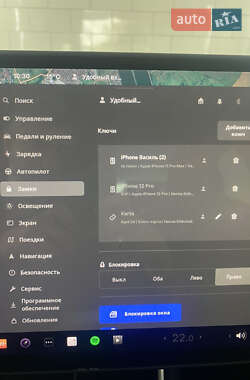 Седан Tesla Model 3 2019 в Шептицькому