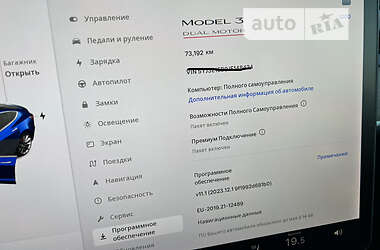 Седан Tesla Model 3 2018 в 