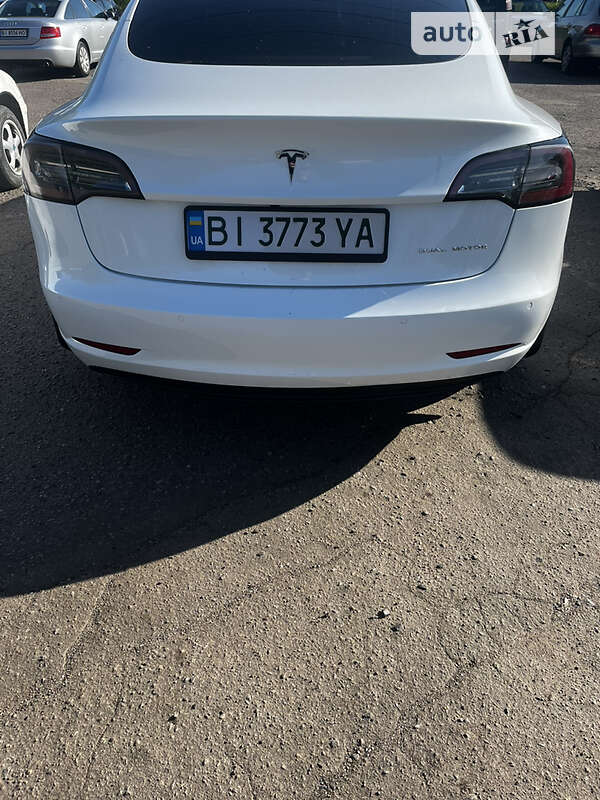 Седан Tesla Model 3 2021 в Полтаве фото 4 Седан Tesla Model 3 2021 в Полтаве