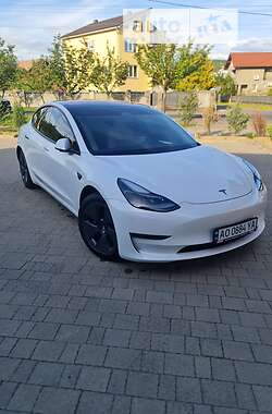 Tesla Model 3 2021