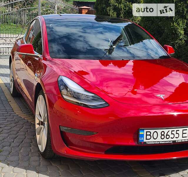 Седан Tesla Model 3 2018 в Кременці