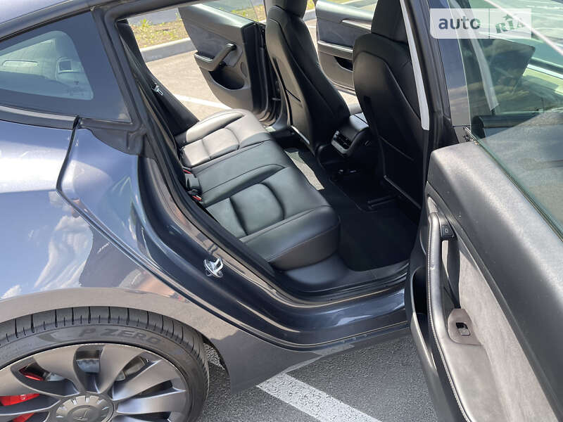 Седан Tesla Model 3 2021 в Киеве фото 37 Седан Tesla Model 3 2021 в Киеве