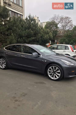 Седан Tesla Model 3 2018 в Одессе