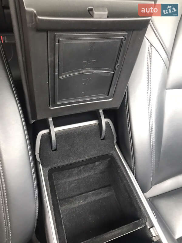 Седан Tesla Model 3 2018 в Одессе