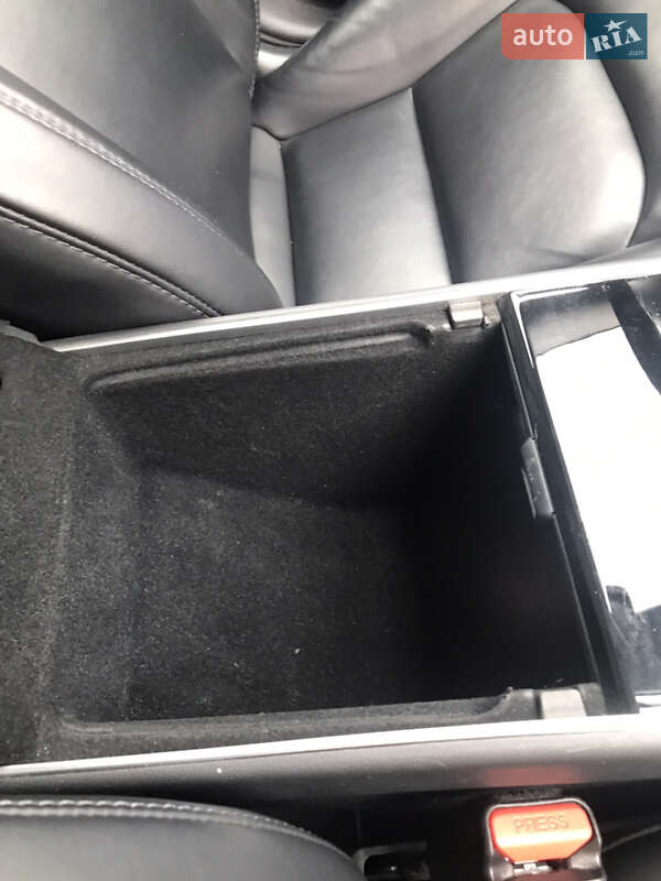 Седан Tesla Model 3 2018 в Одессе