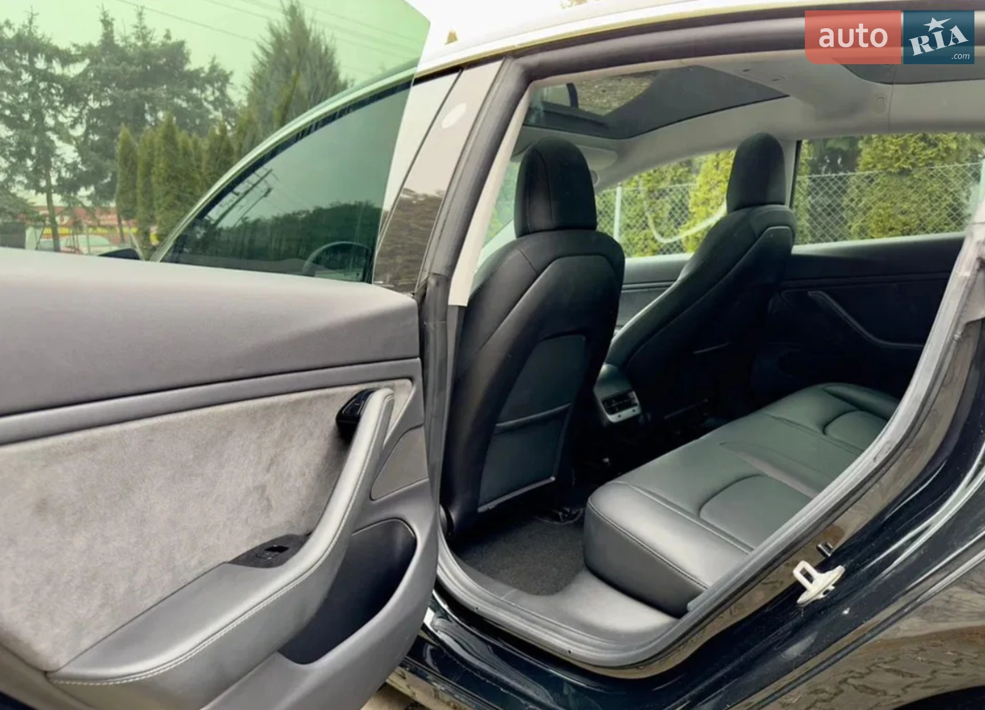 2019 Tesla Model 3 - мініатюра 4