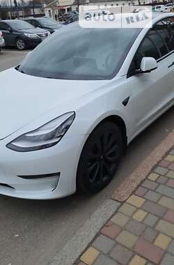 Седан Tesla Model 3 2020 в Виннице