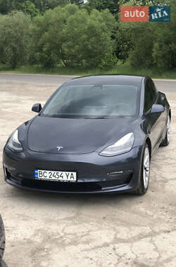 Седан Tesla Model 3 2021 в Львове