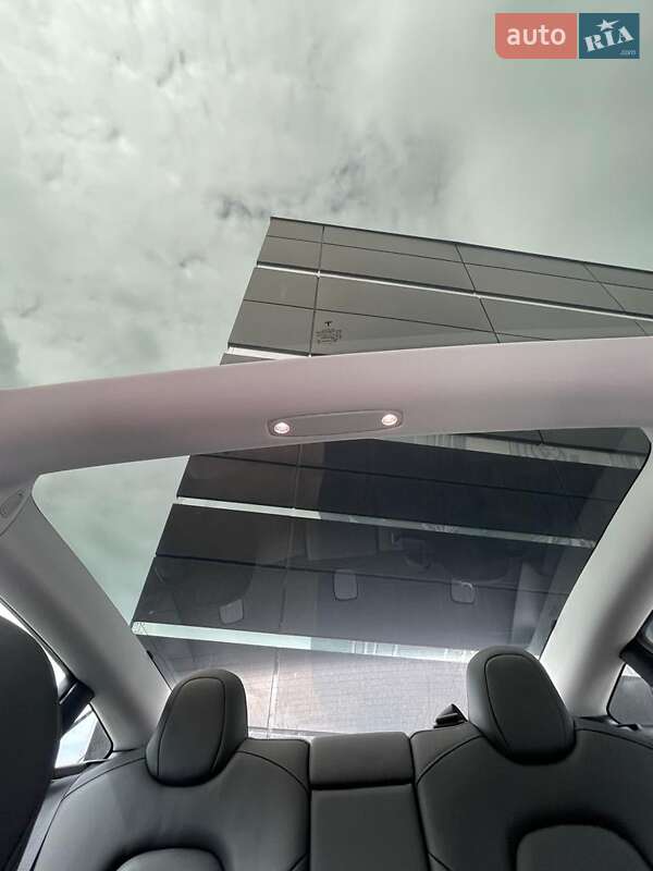 Седан Tesla Model 3 2020 в Львове фото 4 Седан Tesla Model 3 2020 в Львове