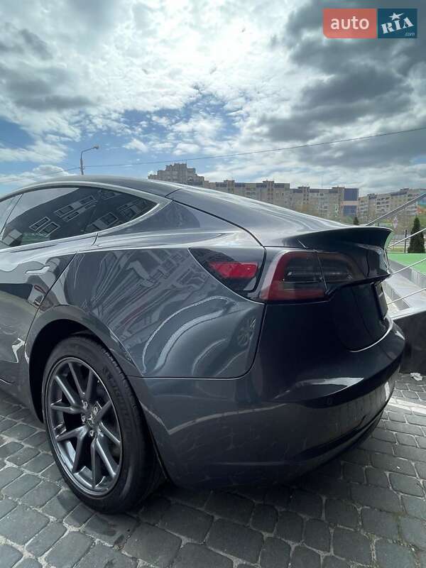 Седан Tesla Model 3 2020 в Львове фото 9 Седан Tesla Model 3 2020 в Львове