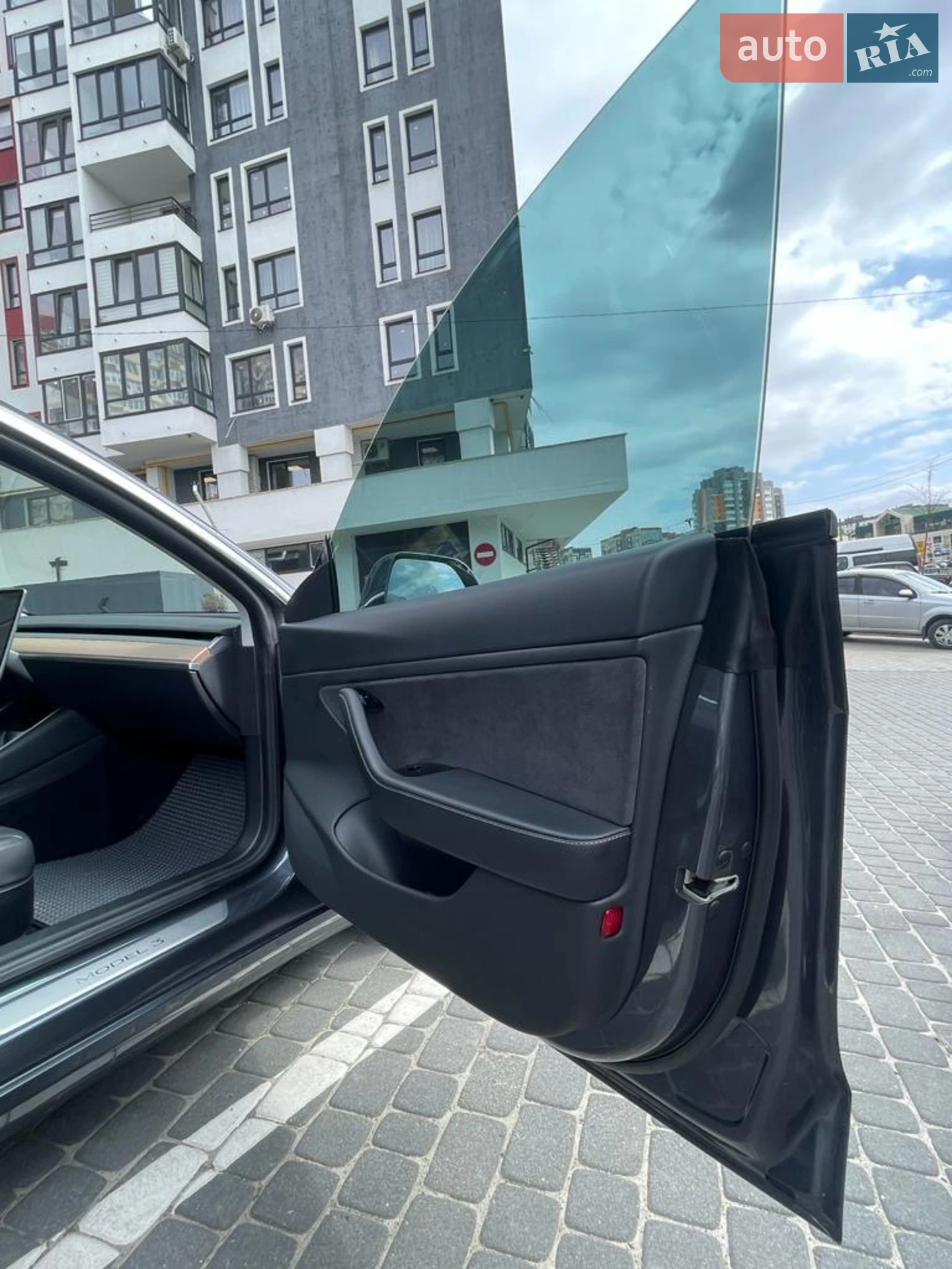 2020 Tesla Model 3 - мініатюра 11