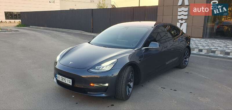 Tesla Model 3 2018