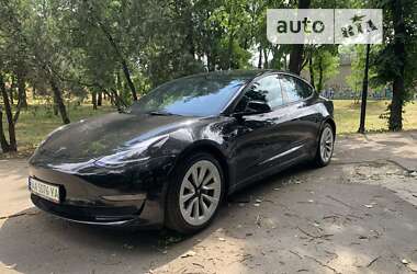 Седан Tesla Model 3 2021 в 