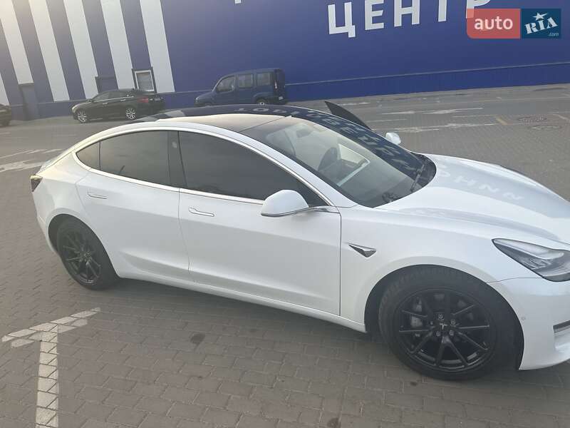 Седан Tesla Model 3 2020 в Шепетовке фото 2 Седан Tesla Model 3 2020 в Шепетовке
