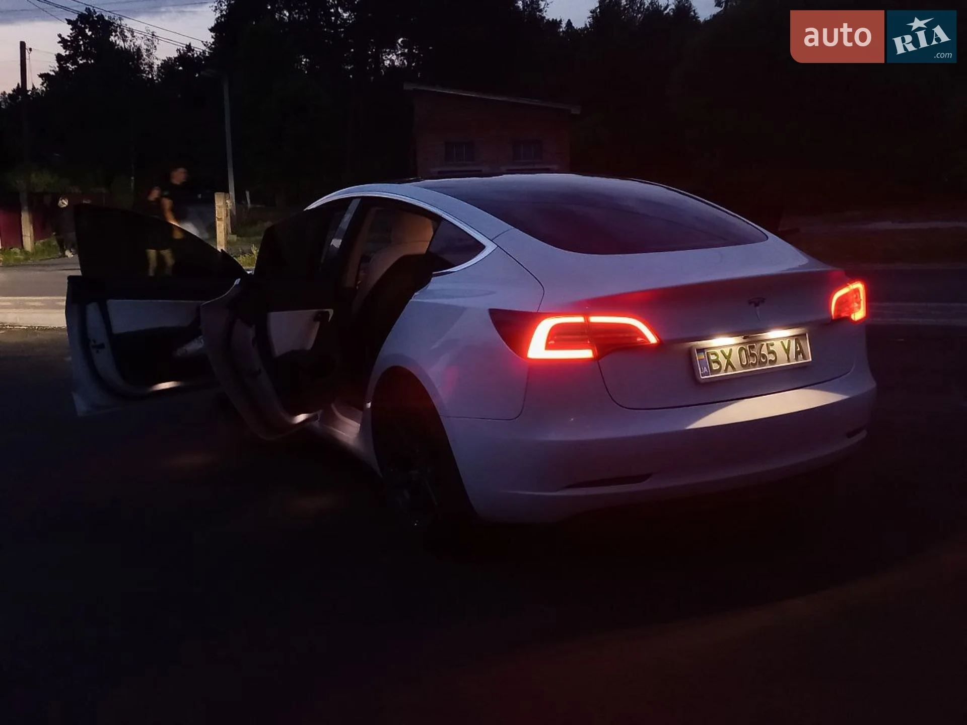 2020 Tesla Model 3 - мініатюра 11