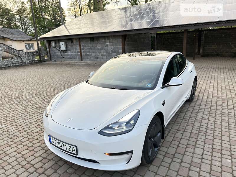 Седан Tesla Model 3 2021 в Калуше фото 12 Седан Tesla Model 3 2021 в Калуше