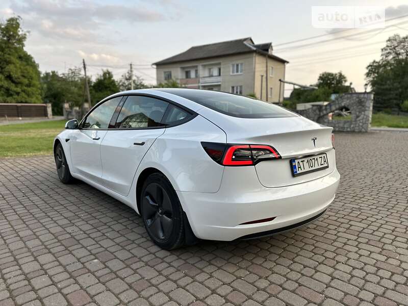 Седан Tesla Model 3 2021 в Калуше фото 13 Седан Tesla Model 3 2021 в Калуше