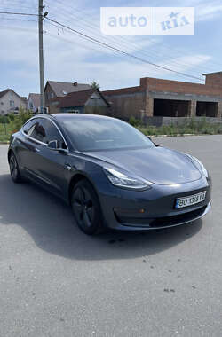 Седан Tesla Model 3 2018 в Буче