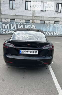 Седан Tesla Model 3 2018 в Житомирі