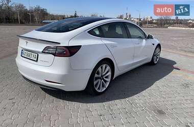 Седан Tesla Model 3 2019 в Харкові