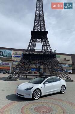 Седан Tesla Model 3 2019 в Харкові