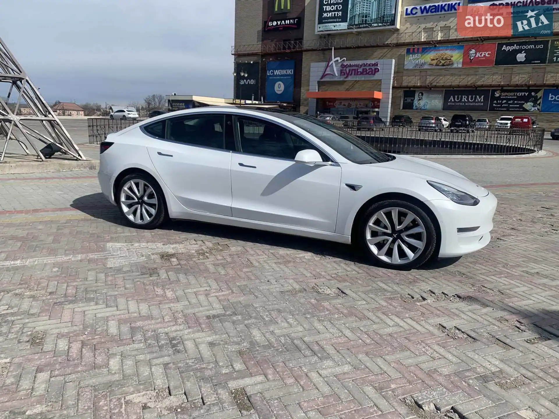 2019 Tesla Model 3 - мініатюра 30