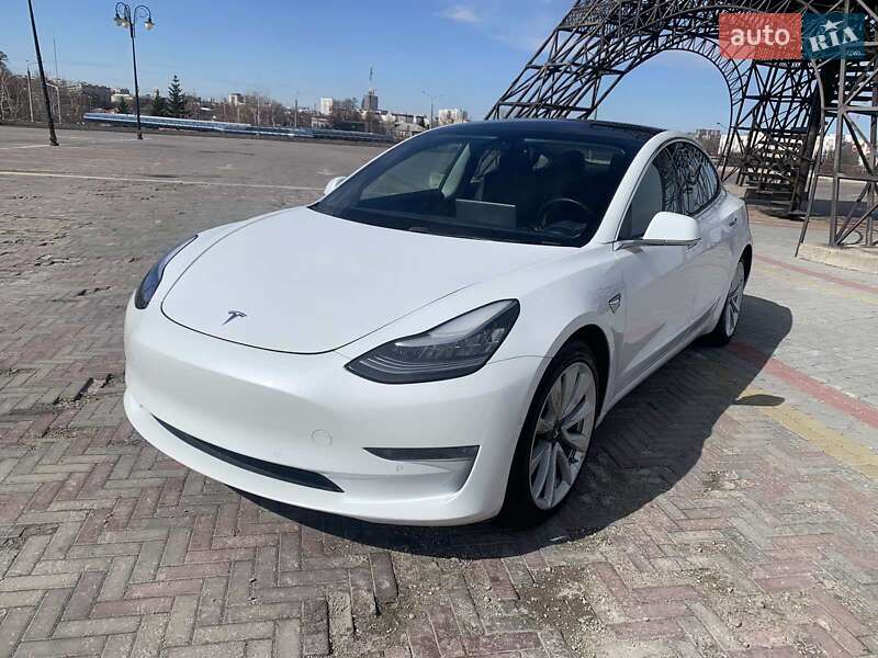 Седан Tesla Model 3 2019 в Харькове