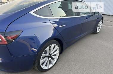 Седан Tesla Model 3 2019 в Киеве