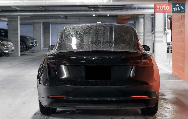 Седан Tesla Model 3 2018 в Киеве