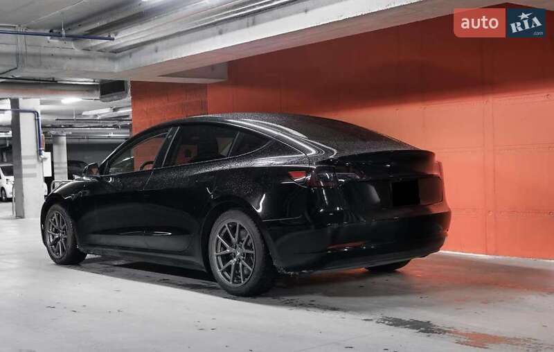 Седан Tesla Model 3 2018 в Киеве фото 7 Седан Tesla Model 3 2018 в Киеве