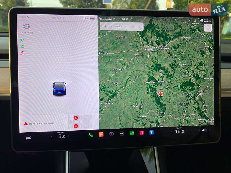 Седан Tesla Model 3 2018 в Сумах