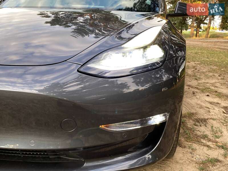 Седан Tesla Model 3 2022 в Дніпрі