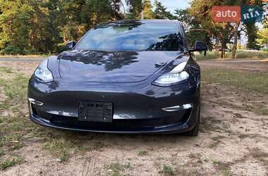 Седан Tesla Model 3 2022 в Днепре