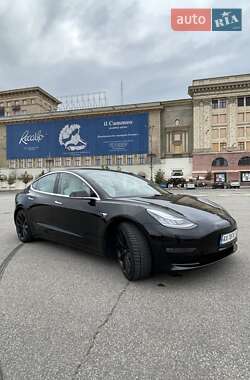 Седан Tesla Model 3 2018 в Харькове