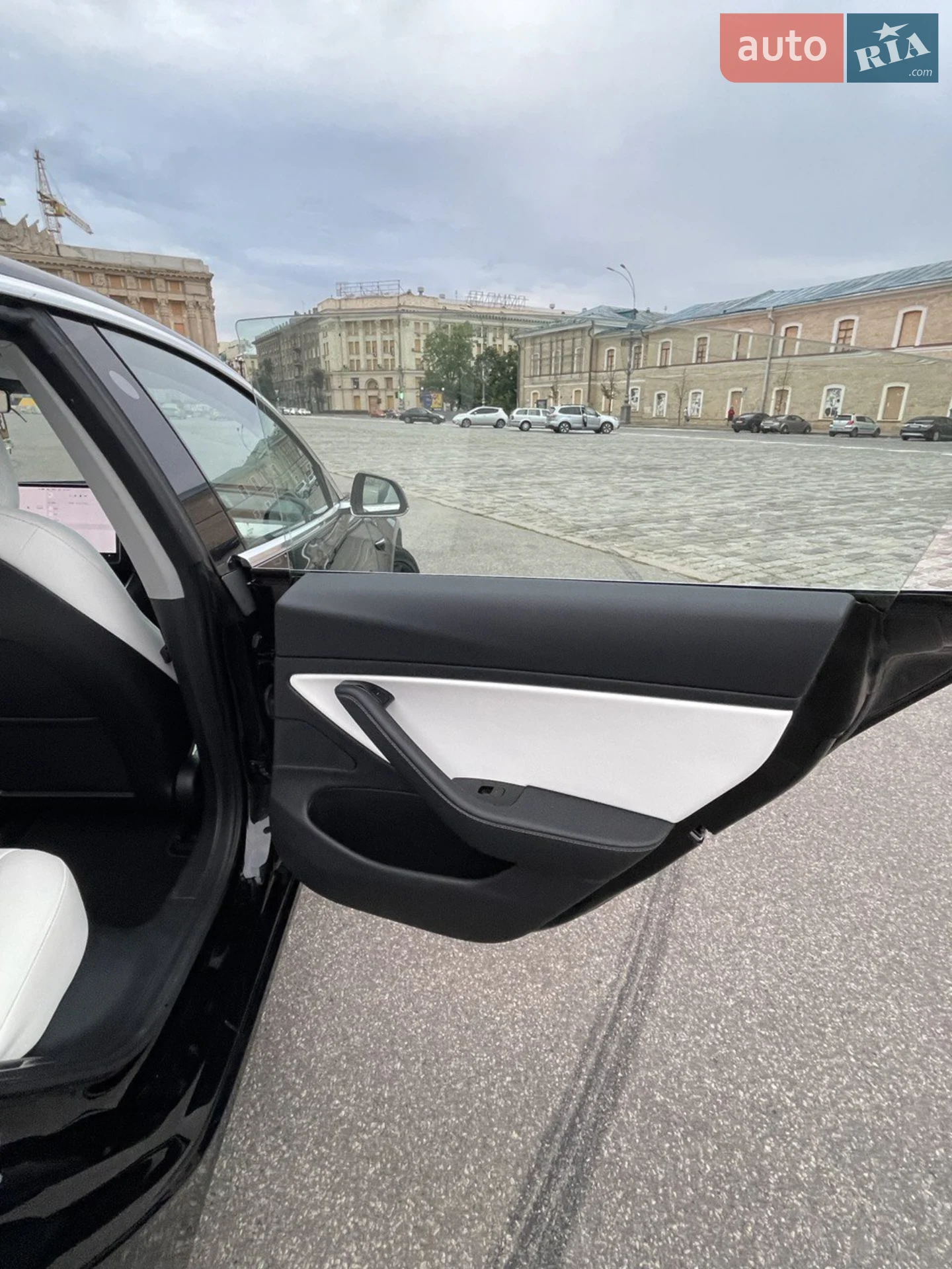 2018 Tesla Model 3 - мініатюра 10
