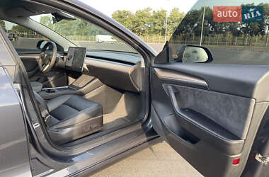 Седан Tesla Model 3 2021 в Днепре
