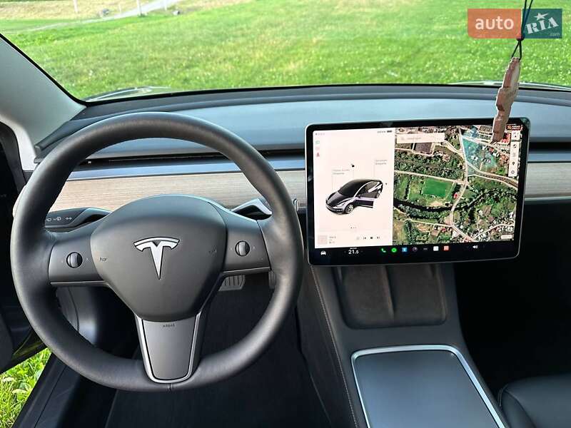Седан Tesla Model 3 2021 в Тернополі