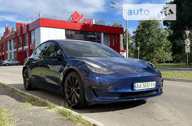 Седан Tesla Model 3 2018 в 