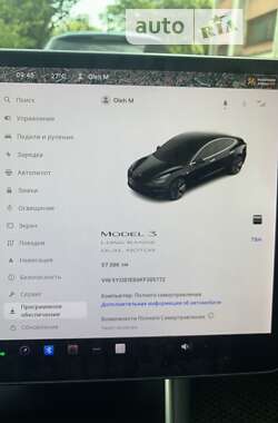 Седан Tesla Model 3 2019 в Львові