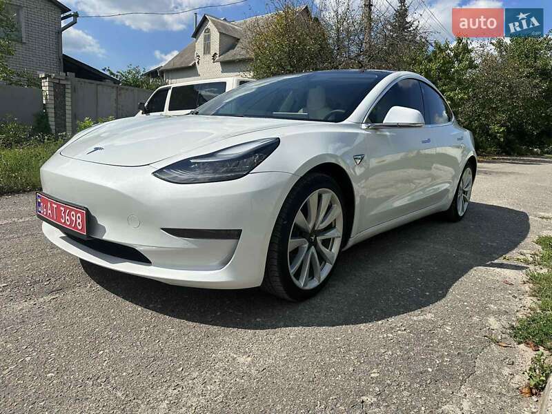 Седан Tesla Model 3 2020 в Харькове