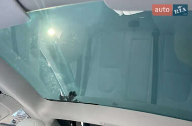 Седан Tesla Model 3 2020 в 