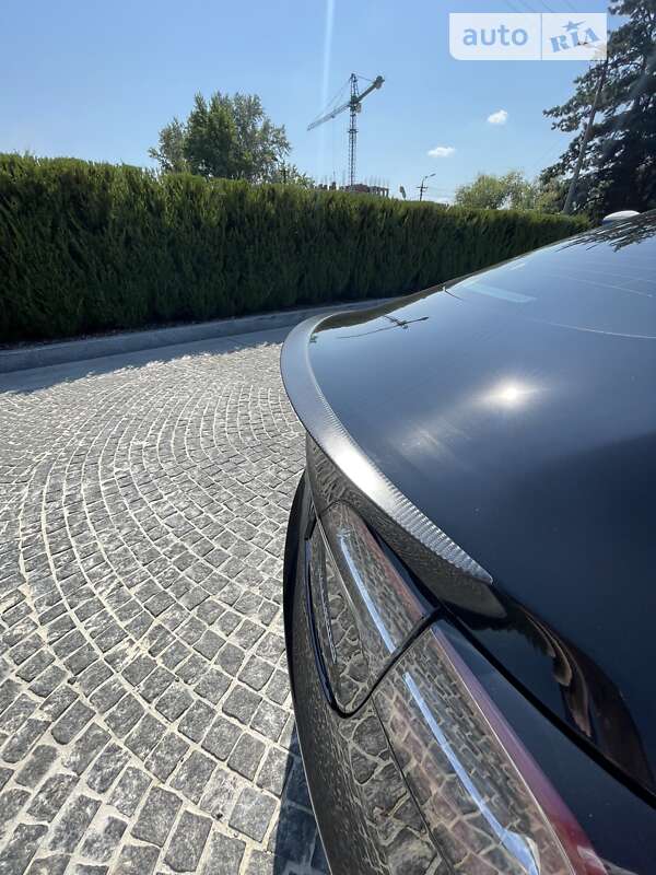 Седан Tesla Model 3 2021 в Днепре