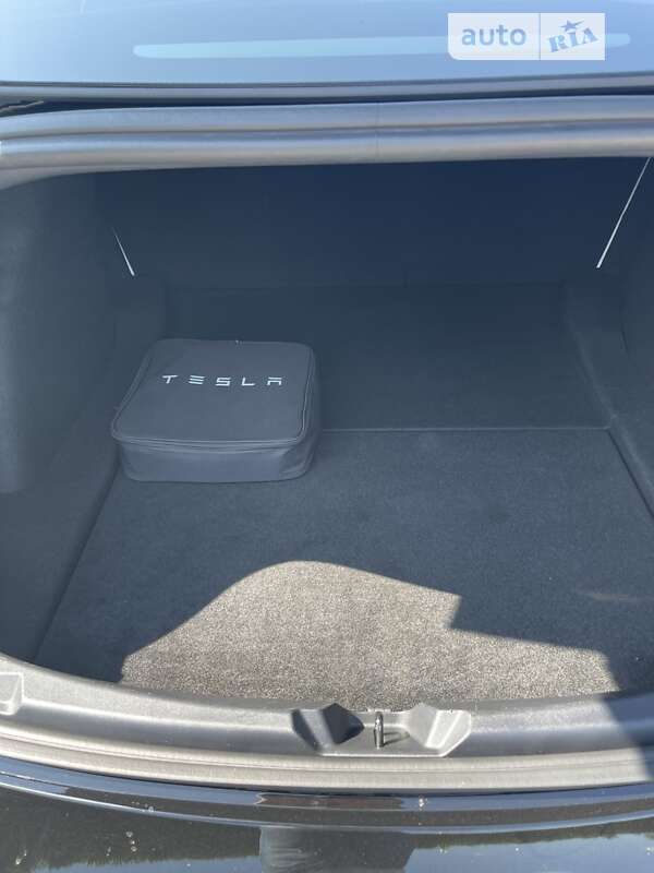 Седан Tesla Model 3 2021 в Днепре фото 28 Седан Tesla Model 3 2021 в Днепре