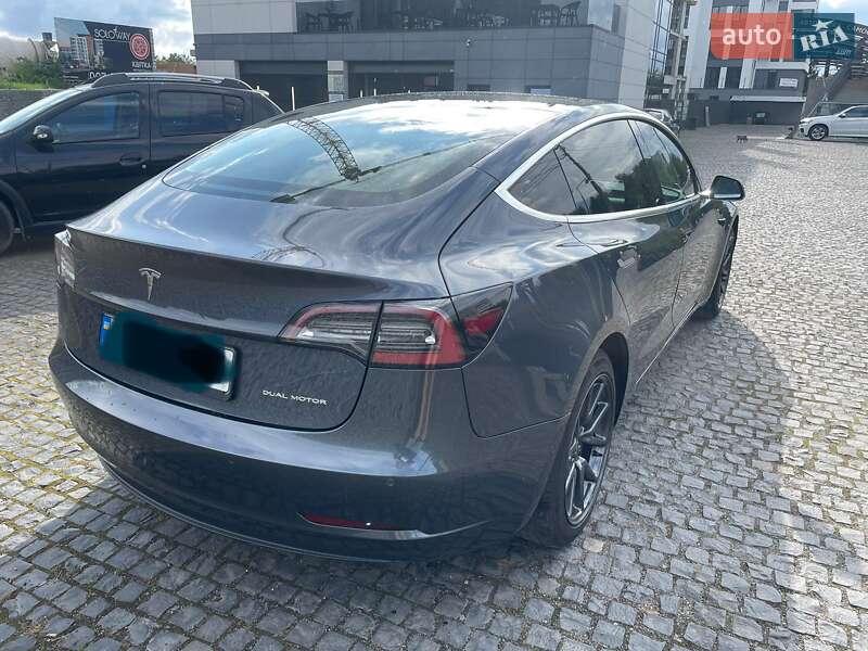 Седан Tesla Model 3 2020 в Львове фото 34 Седан Tesla Model 3 2020 в Львове