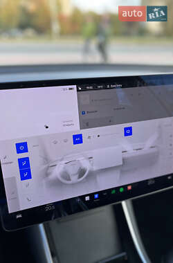 Седан Tesla Model 3 2018 в 