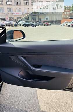 Седан Tesla Model 3 2018 в 