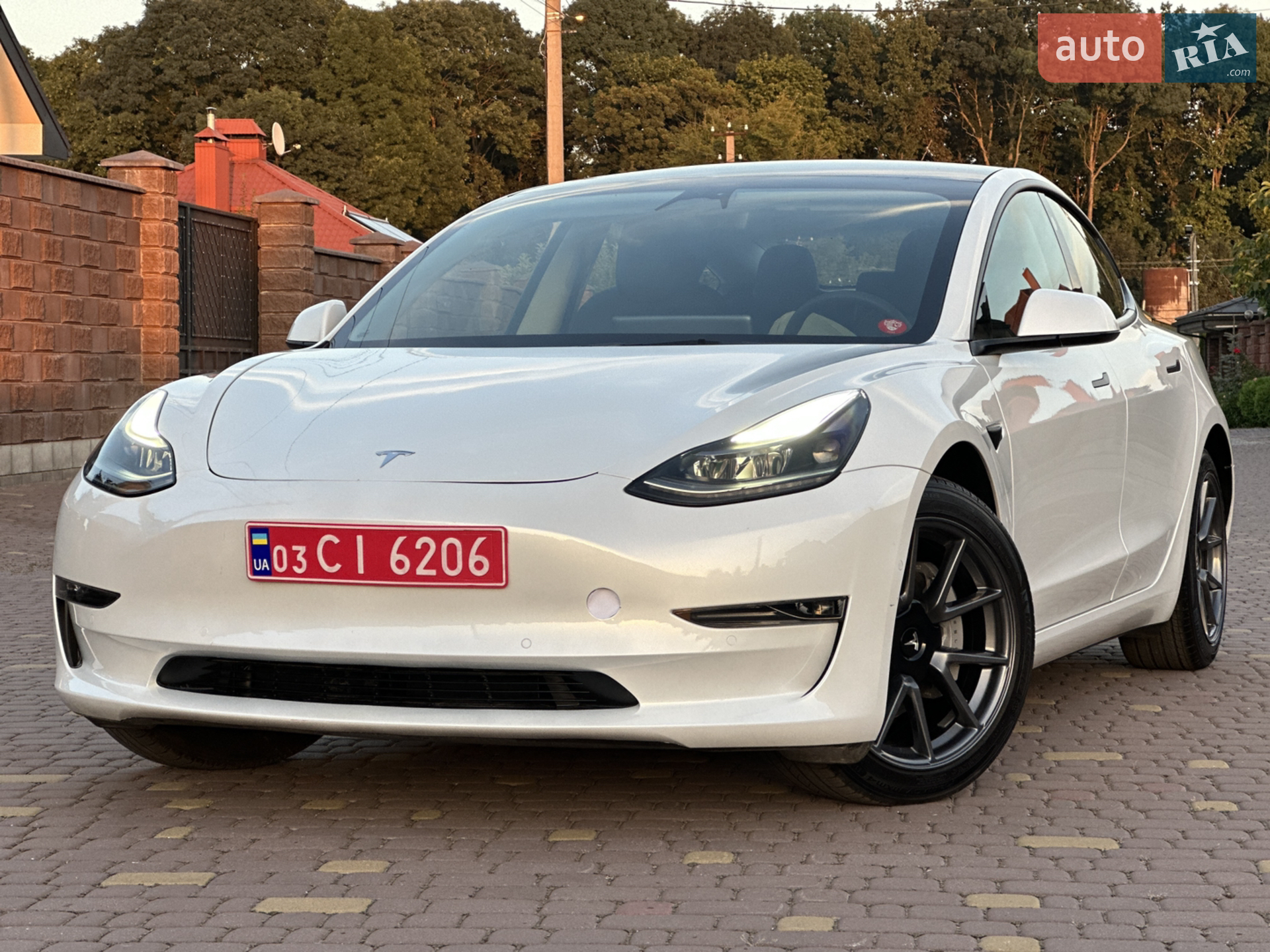 2022 Tesla Model 3 - мініатюра 8