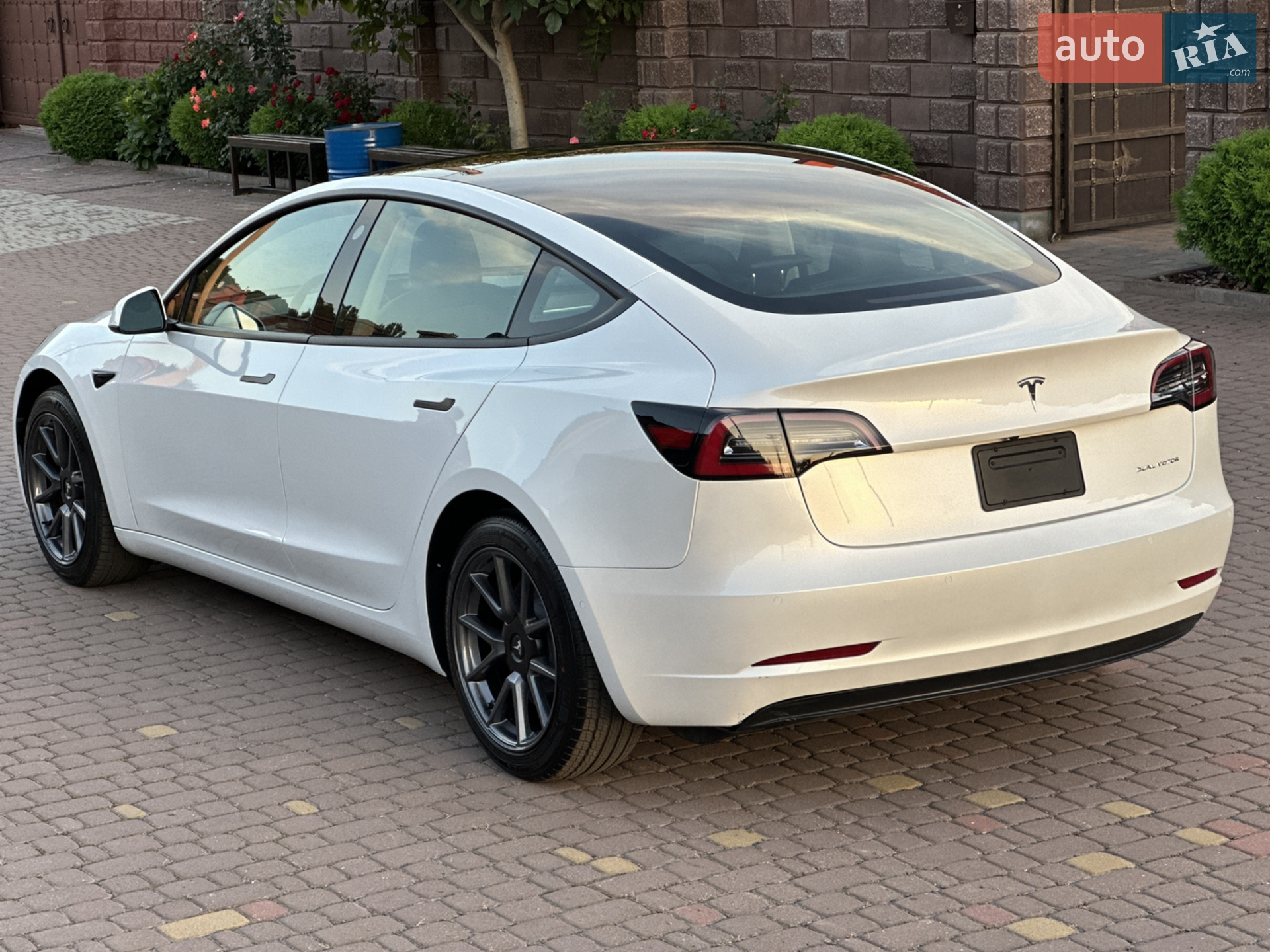 2022 Tesla Model 3 - мініатюра 20