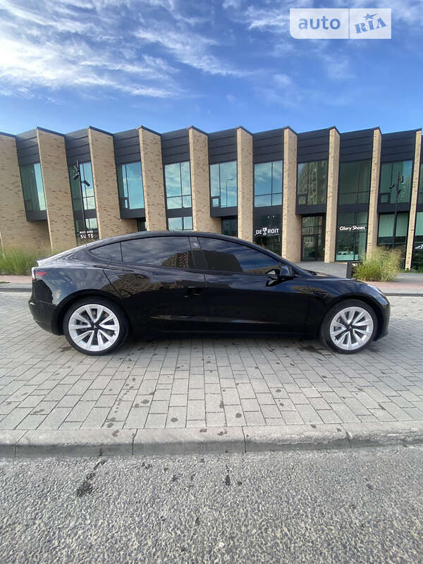 Седан Tesla Model 3 2022 в Хмельницькому
