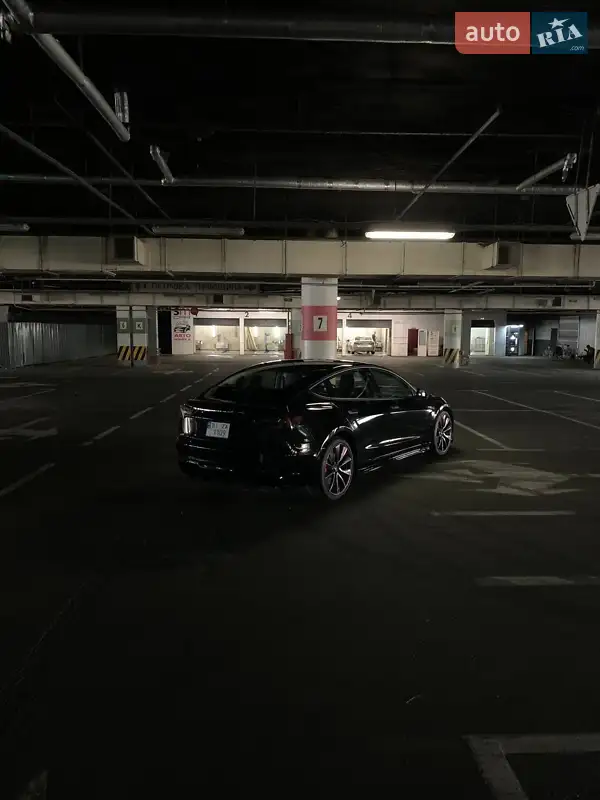 Tesla Model 3 2018